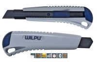 Нож строительный WCM001 EXPERT х 1шт/уп.авт.блоктровка, 2 запасных лезвия, 18 мм, шт. WILPU 5090000001